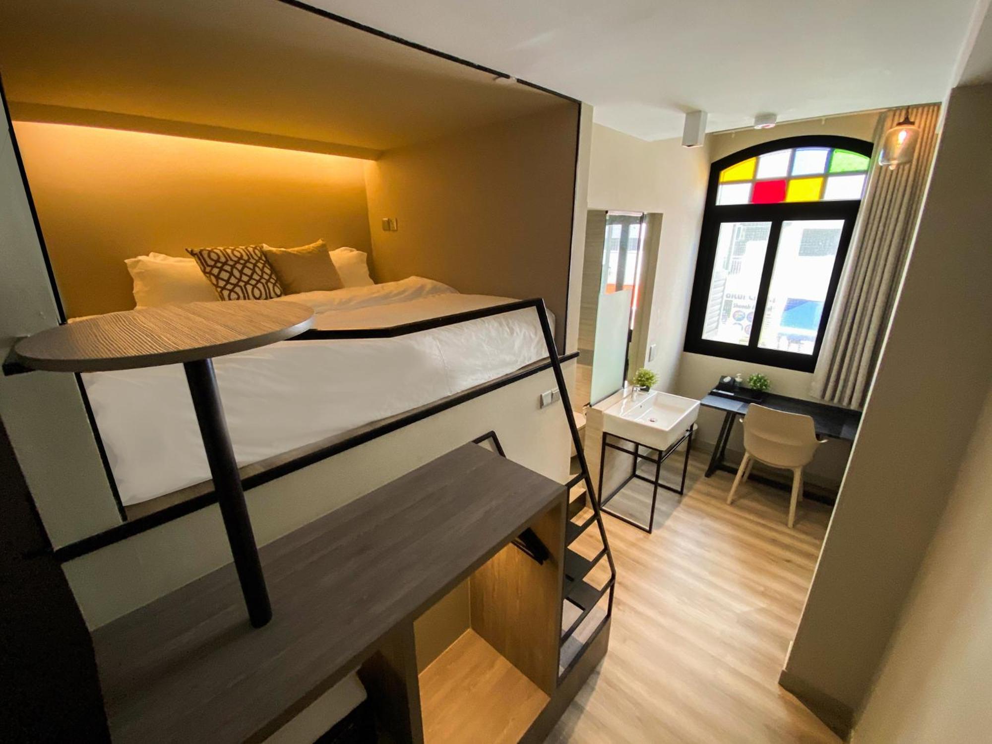 St Signature Jalan Besar Сингапур Номер фото